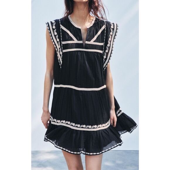 NWOT Zara collection  CONTRAST EMBROIDERY DRESS, Med $149 B18 - Picture 1 of 13